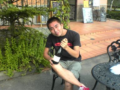 Hitoshi photo 2